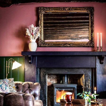 ホテル The Chequers Lamberhurst エクステリア 写真